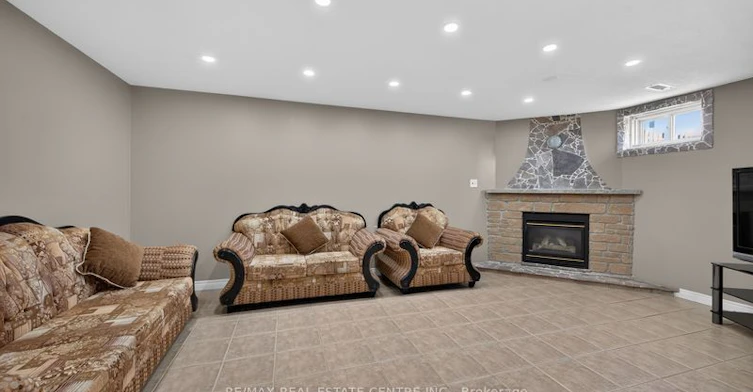 Lower Unit-59 Colin Crescent, Hamilton, ON, L9A 5H8 - 13