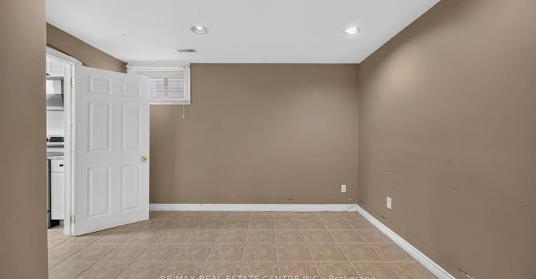 Lower Unit-59 Colin Crescent, Hamilton, ON, L9A 5H8 - 20