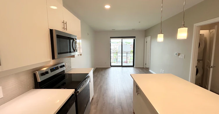 407-144 Watson Road N, Guelph, ON, N1E 0S4 - 8