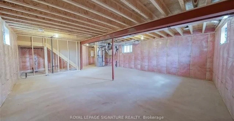 13 Damude Avenue, Thorold, ON, L2C 0G7 - 42