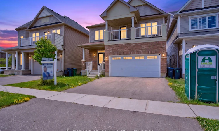 8 Munro Circle