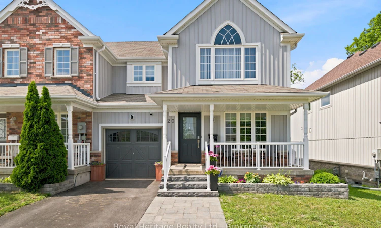 20 Fallingbrook Crescent
