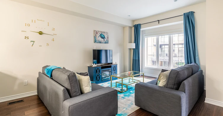 38 Southshore Crescent, Hamilton, ON, L8E 0J3 - 7