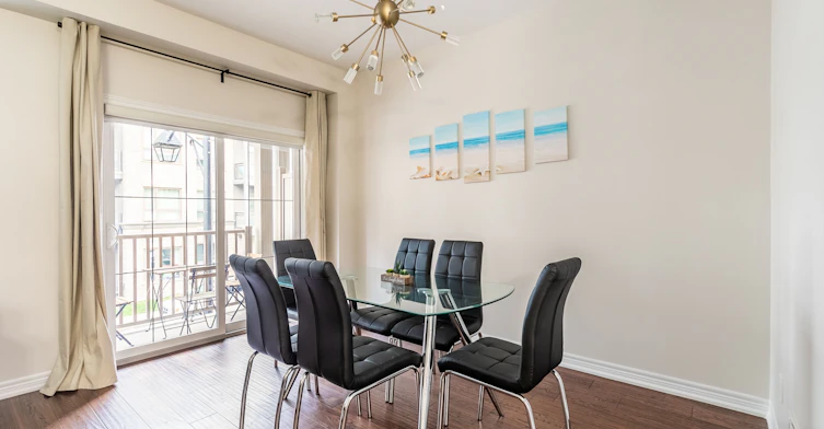 38 Southshore Crescent, Hamilton, ON, L8E 0J3 - 8