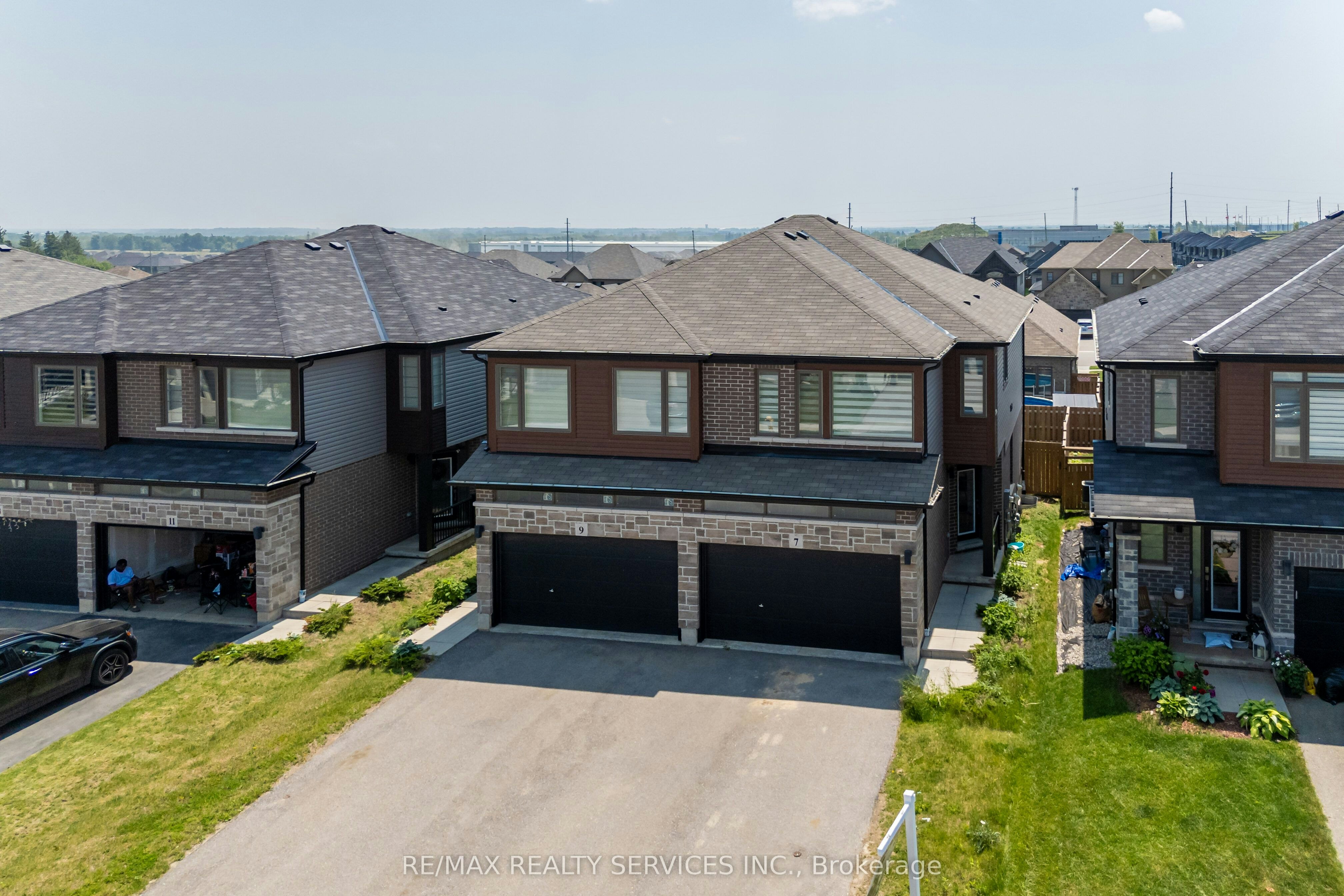 7 Baker Lane, Brant, ON, N3L 0K3 - 2