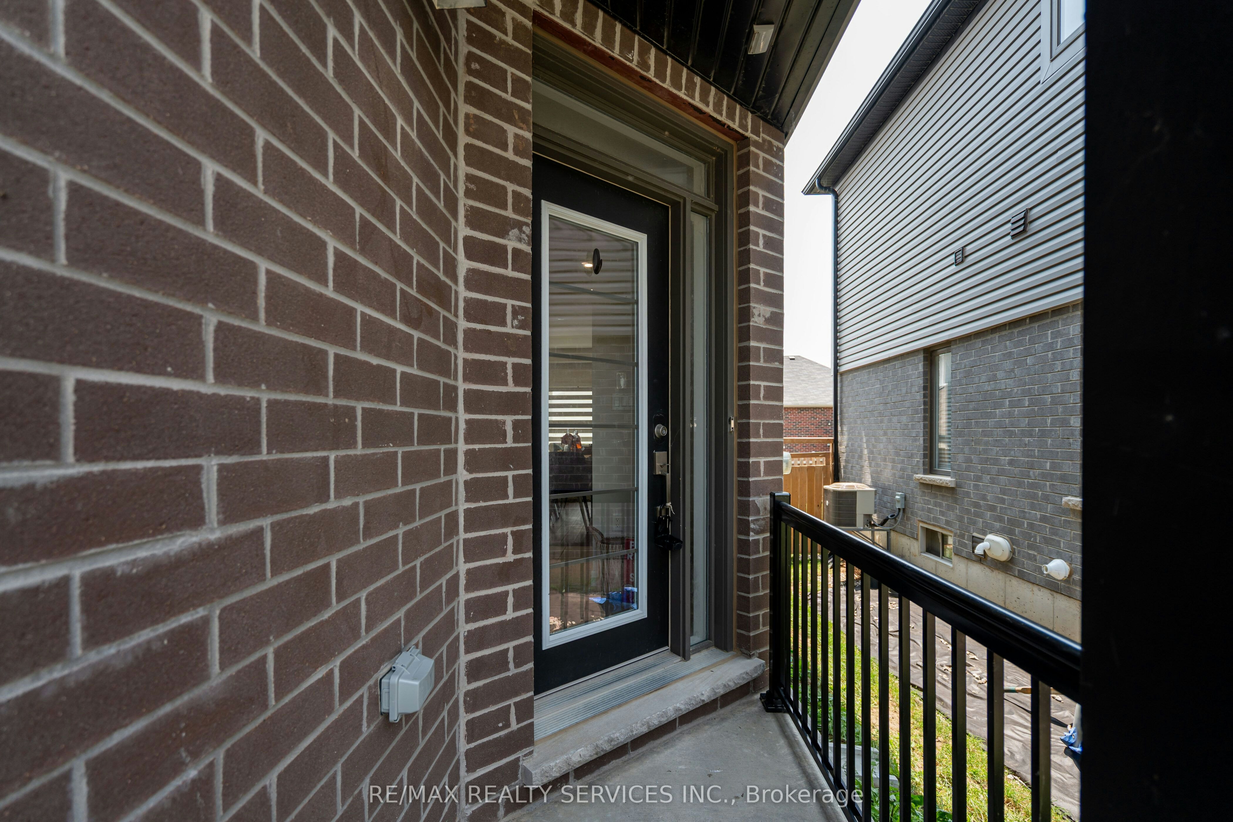 7 Baker Lane, Brant, ON, N3L 0K3 - 9