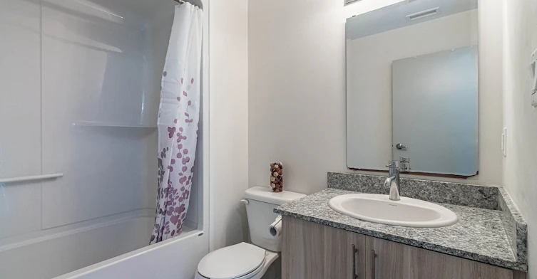 G116-275 Larch Street, Waterloo, ON, N2L 3R2 - 25