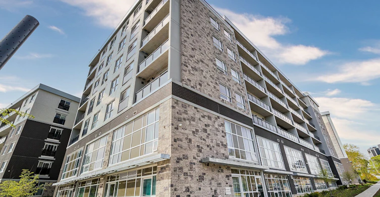 G116-275 Larch Street, Waterloo, ON, N2L 3R2 - 2