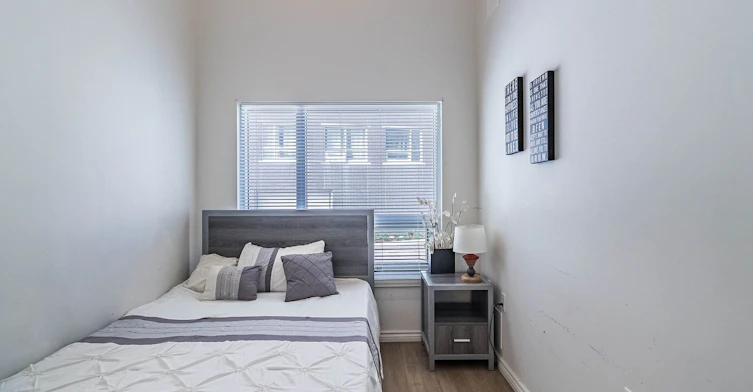 G116-275 Larch Street, Waterloo, ON, N2L 3R2 - 23