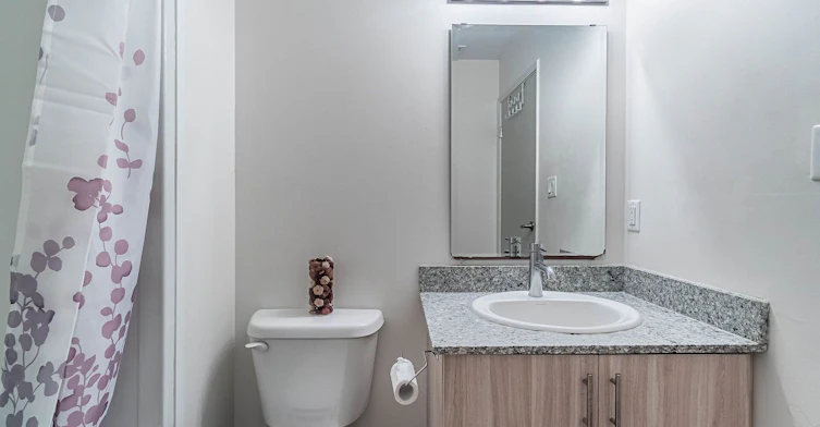 G116-275 Larch Street, Waterloo, ON, N2L 3R2 - 26