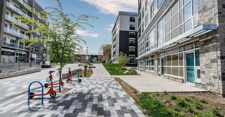 G116-275 Larch Street, Waterloo, ON, N2L 3R2 - 4