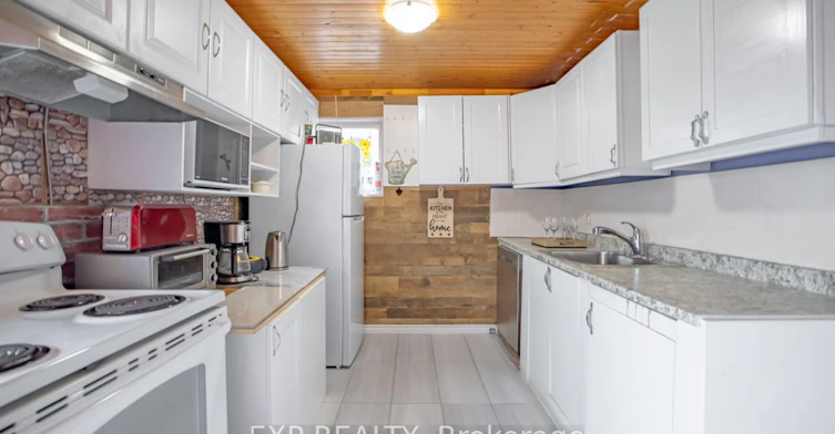 5938 Dunn Street, Niagara Falls, ON, L2G 2P1 - 7