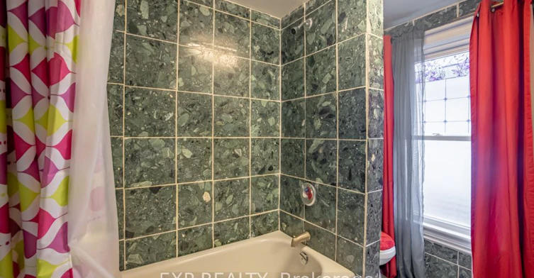 5938 Dunn Street, Niagara Falls, ON, L2G 2P1 - 13