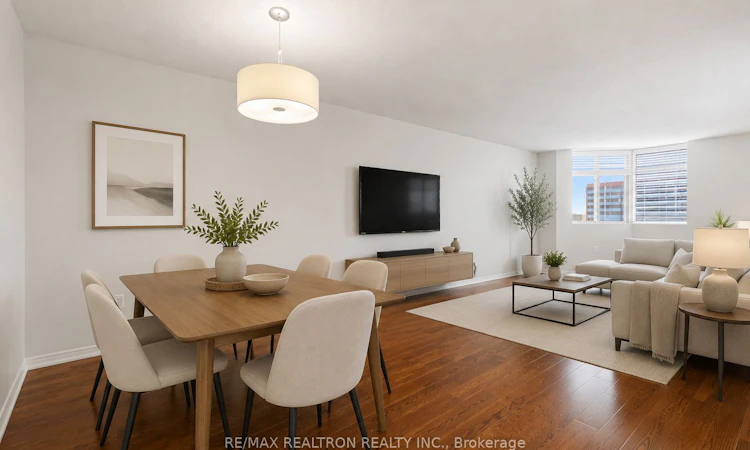1006-695 Richmond Street