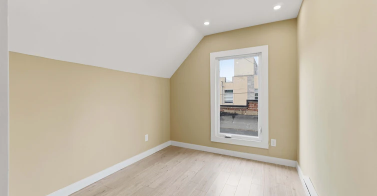 # Upper-759 Barton Street E, Hamilton, ON, L8L 3A9 - 16