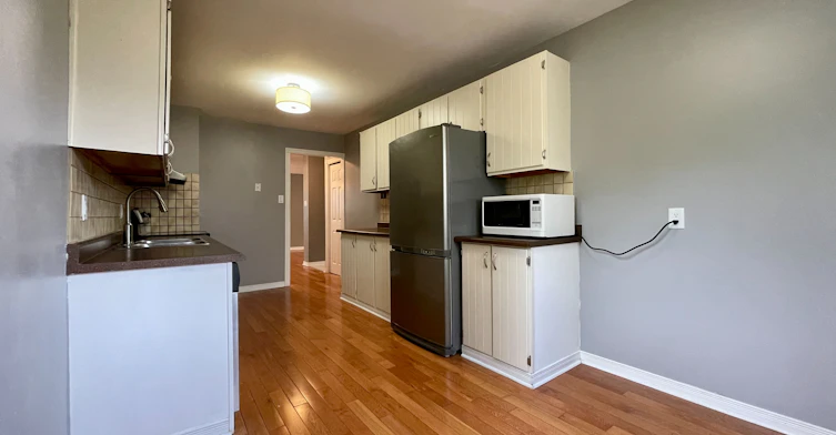 Upper-183 Autumn Hill Crescent, Kitchener, ON, N2N 1K9 - 12