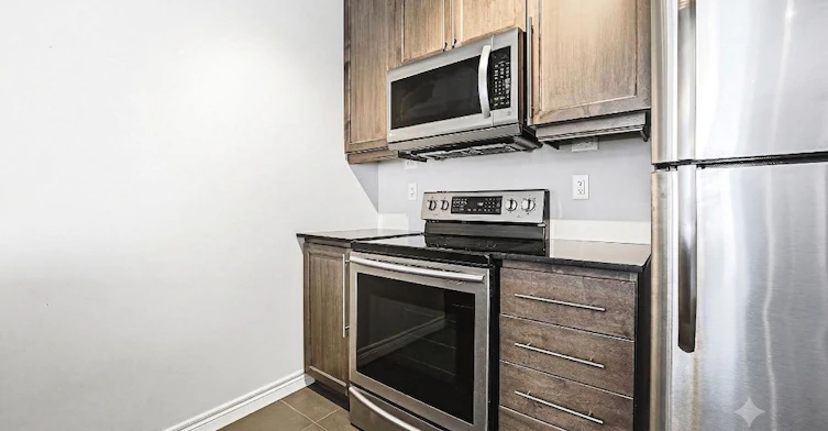 4 Bird Lane, Hamilton, ON, L9G 0G7 - 7