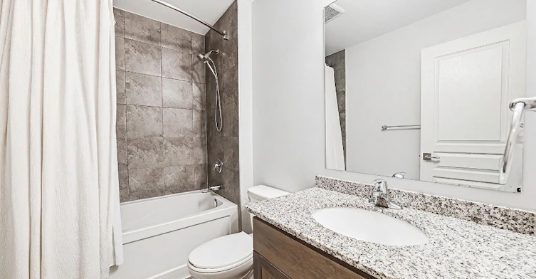 4 Bird Lane, Hamilton, ON, L9G 0G7 - 17