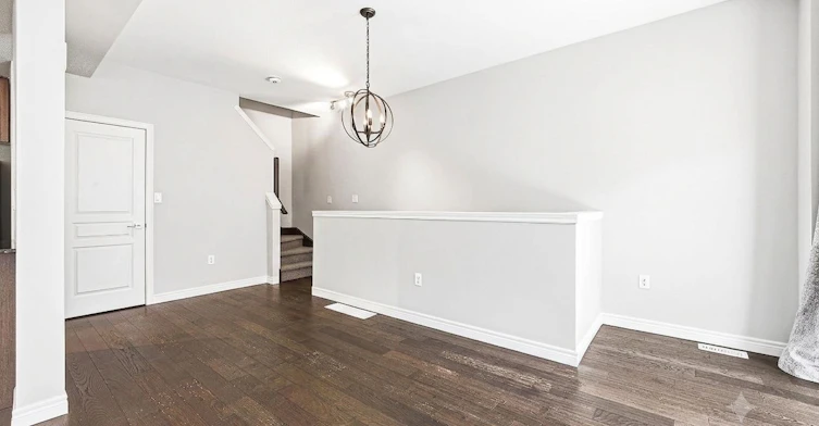4 Bird Lane, Hamilton, ON, L9G 0G7 - 4