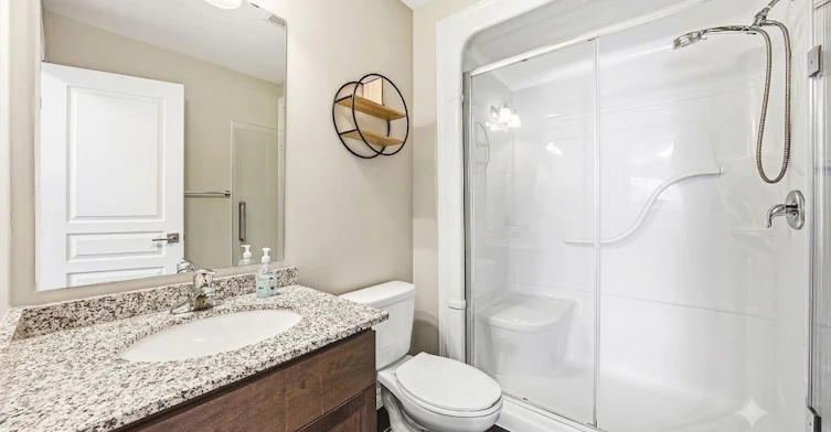 4 Bird Lane, Hamilton, ON, L9G 0G7 - 14