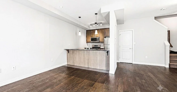 4 Bird Lane, Hamilton, ON, L9G 0G7 - 5