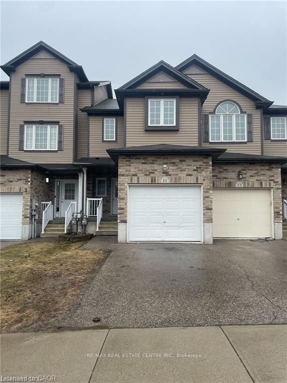 11 Sorrento Street, Kitchener, ON, N2R 0A4