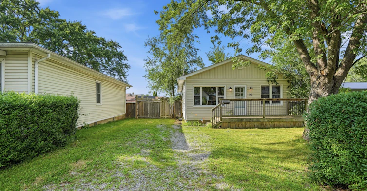 29 Rockwood Avenue, St. Catharines, ON, L2P 1E6 - 2