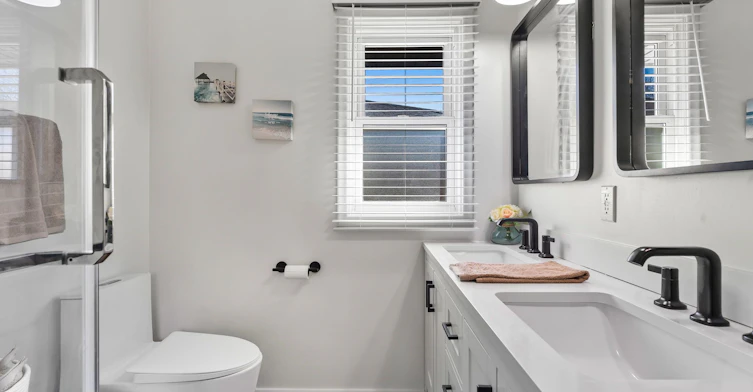 Upper-111 Eastchester Avenue N, St. Catharines, ON, L2P 2Y9 - 19