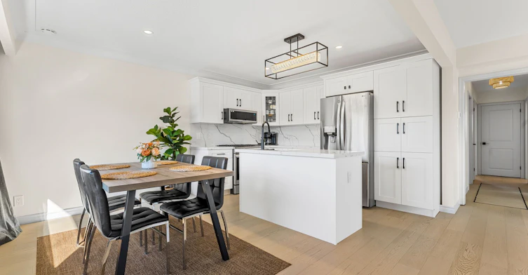 Upper-111 Eastchester Avenue N, St. Catharines, ON, L2P 2Y9 - 4
