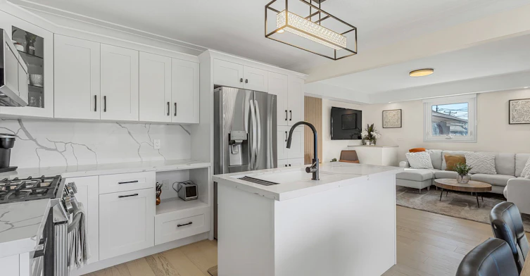 Upper-111 Eastchester Avenue N, St. Catharines, ON, L2P 2Y9 - 9
