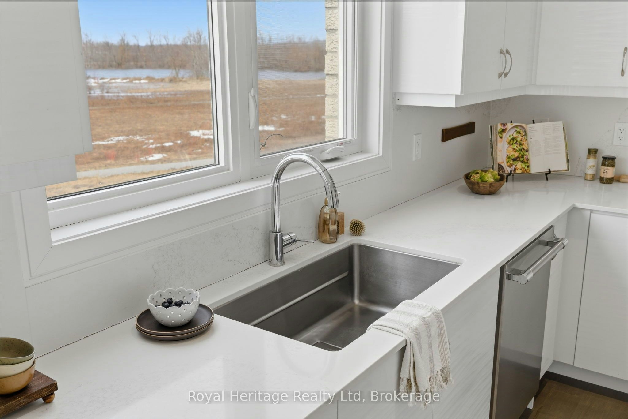 36 Golden Meadows Drive, Otonabee-South Monaghan, ON, K9J 0K6 - 8