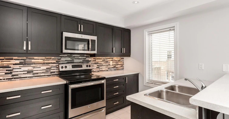 21 Dorchester Terrace, Hamilton, ON, L8J 0G4 - 20
