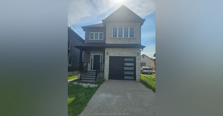 (Upper)-84 Beland Avenue, Hamilton, ON, L8H 6C1
