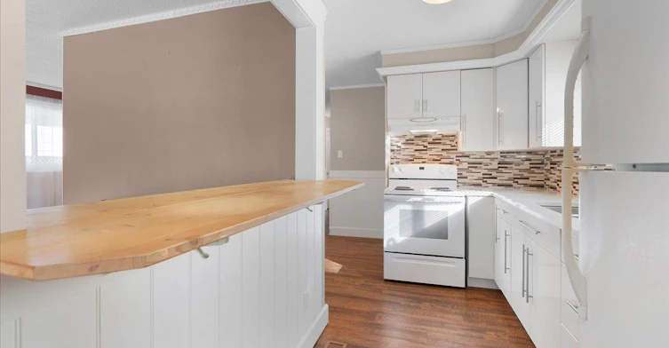 Main-23 Silver Aspen Crescent, Kitchener, ON, N2N 1H5 - 7