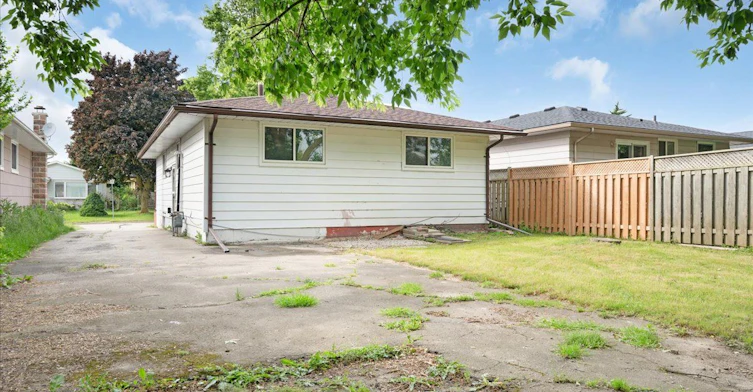 Main-23 Silver Aspen Crescent, Kitchener, ON, N2N 1H5 - 36