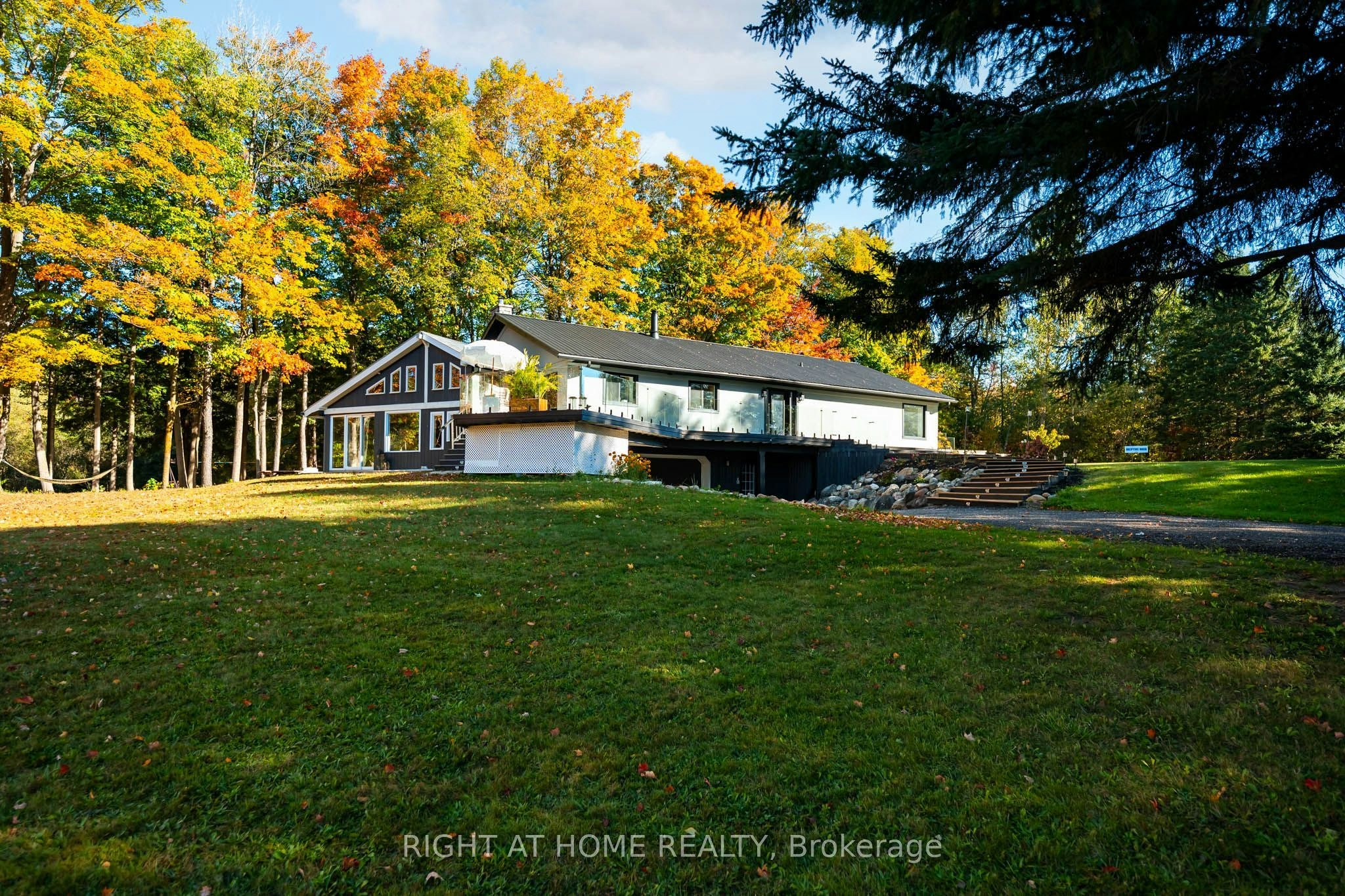 5609 4th Line, Erin, ON, N0B 1Z0