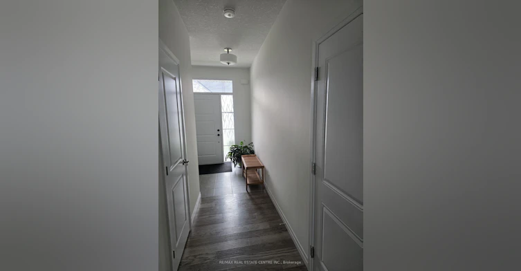 36 Queensbrook Crescent, Cambridge, ON, N1S 0E5 - 3