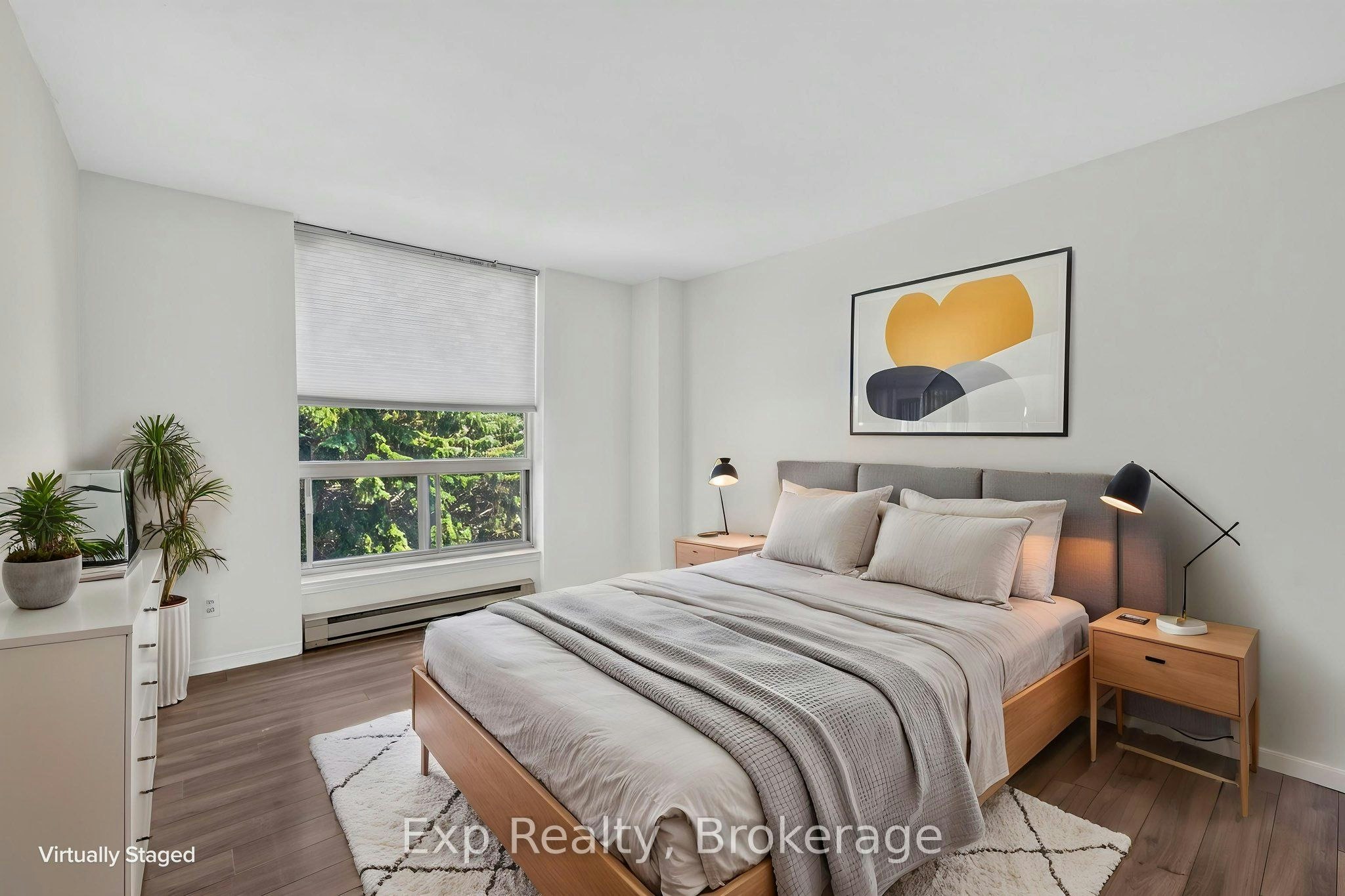 305-344 Front Street, Belleville, ON, K8N 5M4