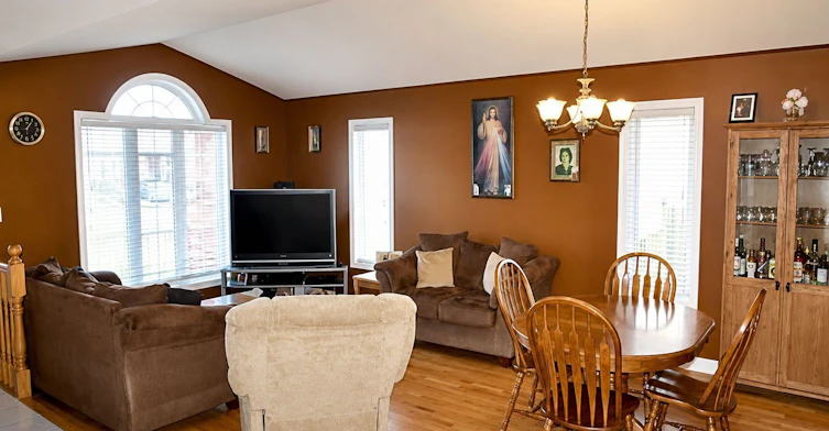 Upper-62 Highland Road W, Hamilton, ON, L8J 0M7 - 4
