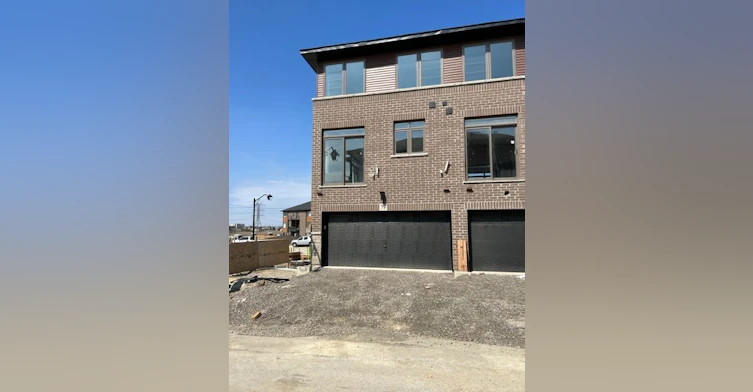 79-61 Soho Street, Hamilton, ON, L8J 0M6 - 2
