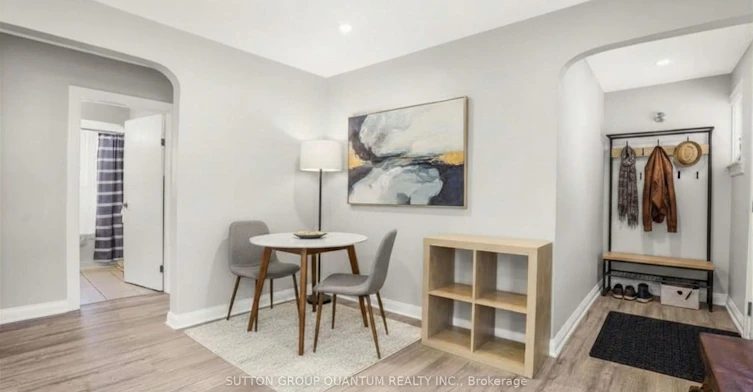 Upper-102 Kribs Street, Cambridge, ON, N3C 3N5 - 3