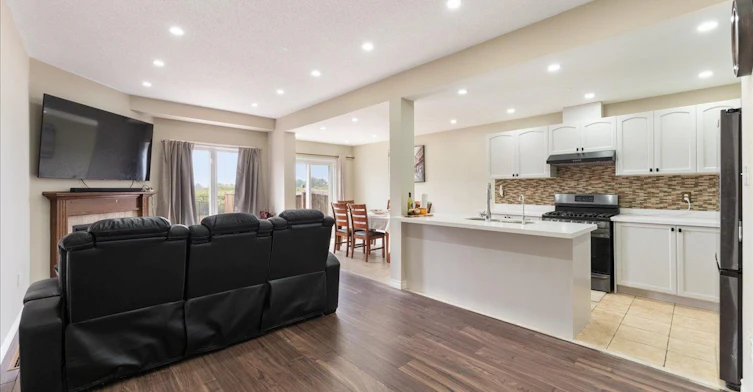 285 Southbrook Drive, Hamilton, ON, L0R 1C0 - 9
