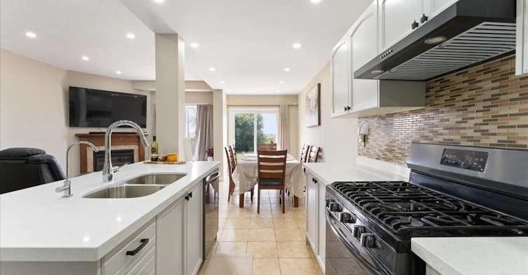 285 Southbrook Drive, Hamilton, ON, L0R 1C0 - 11