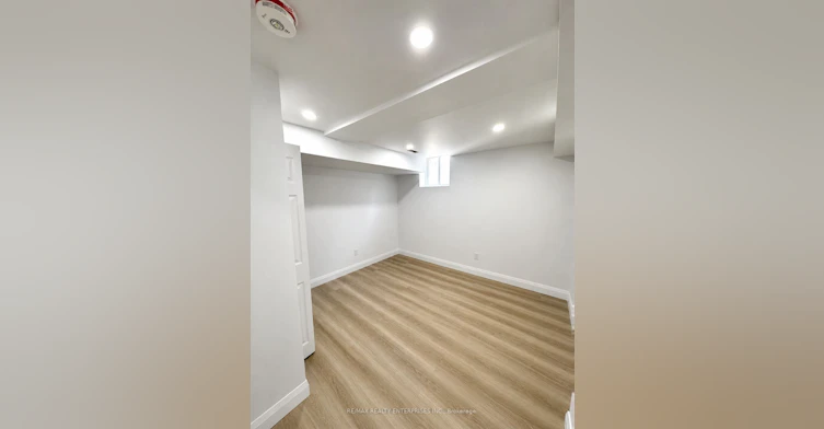 Basement-154 Thames Way, Hamilton, ON, L0R 1W0 - 4