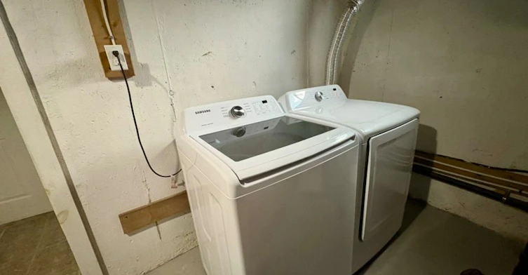 BSMT-693 Hawley Street, Peterborough, ON, K9J 4C7 - 6