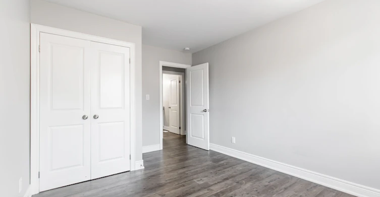 upper-11 Donald Avenue, Welland, ON, L3C 3S9 - 14