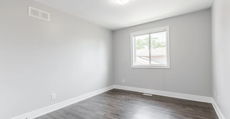 upper-11 Donald Avenue, Welland, ON, L3C 3S9 - 10