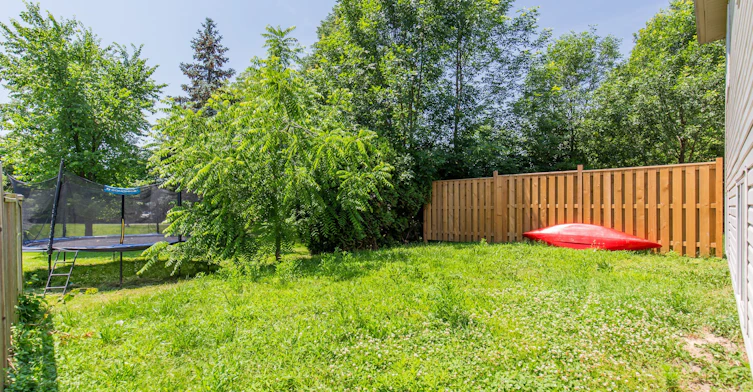 upper-11 Donald Avenue, Welland, ON, L3C 3S9 - 15
