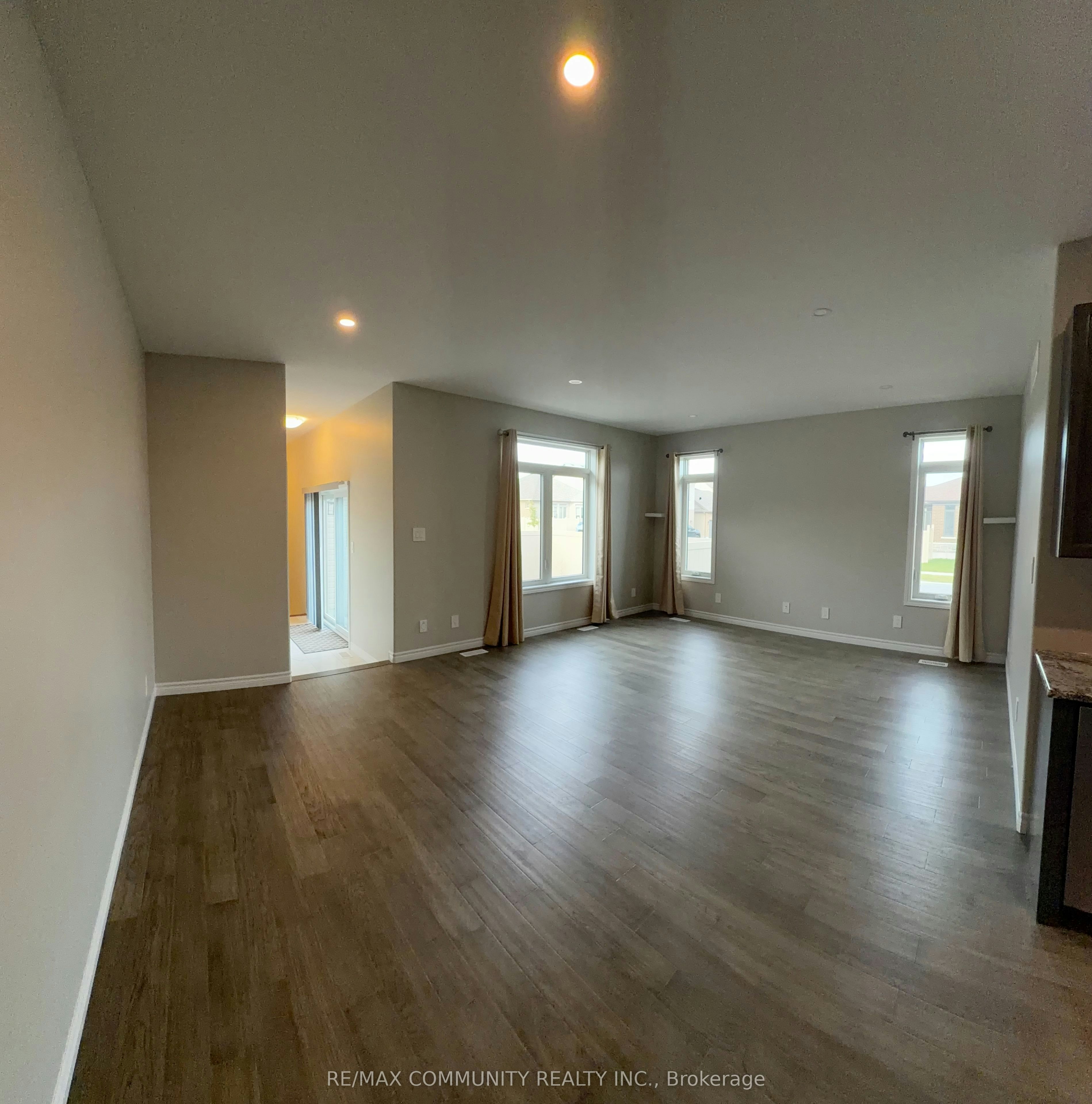 67 Athabaska Drive, Belleville, ON, K8N 0T1 - 8