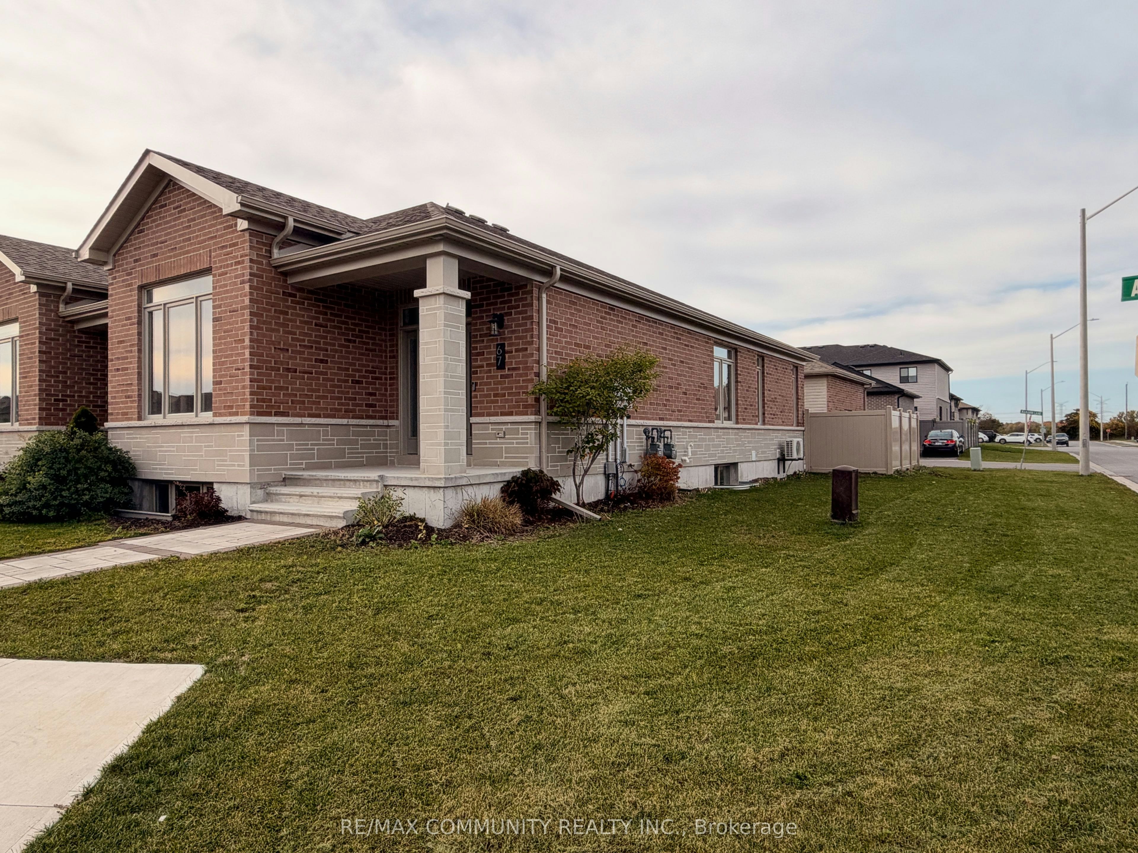 67 Athabaska Drive, Belleville, ON, K8N 0T1 - 3